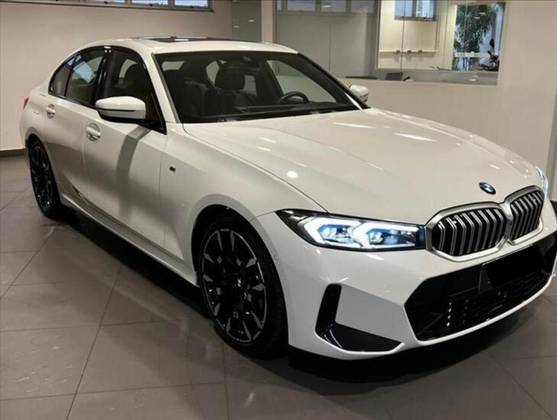 BMW 320i 2.0 16V TURBO FLEX M SPORT AUTOMÁTICO BMW 320i 2.0 16V TURBO FLEX M SPORT AUTOMÁTICO
